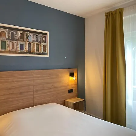 Le Progres Hotel Angers