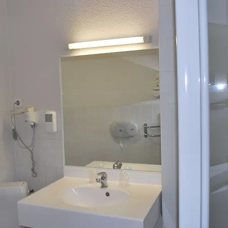 普洛古莱酒店 昂热