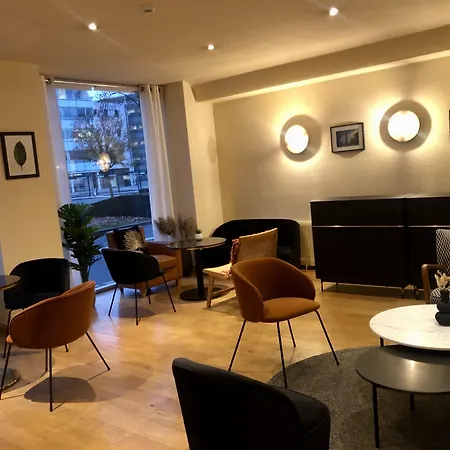 普洛古莱酒店 昂热