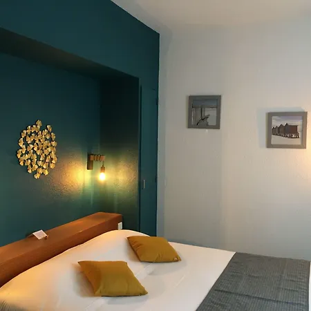 Le Progres Hotel 3*