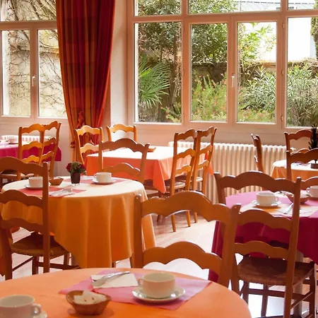 Hotel Le Progres 3*