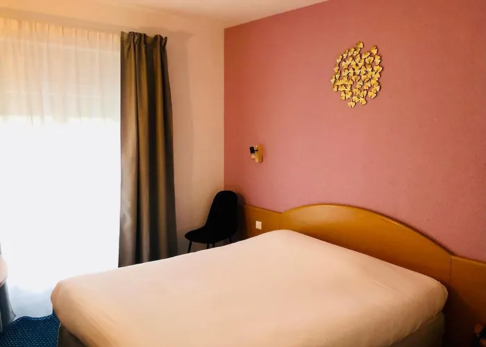 普洛古莱酒店 3*