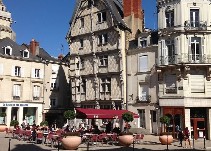 普洛古莱酒店 3* 昂热